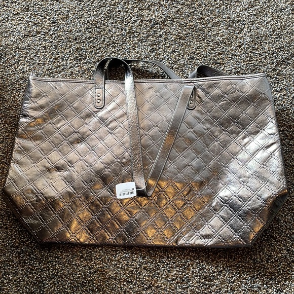 Bath and Body Works bag - Picture 2 of 3